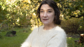 nelli_palomaki puutarhassa