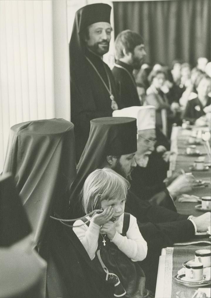 Apulaispiispa Leon piispaksi vihkimisen juhla vuonna 1979 