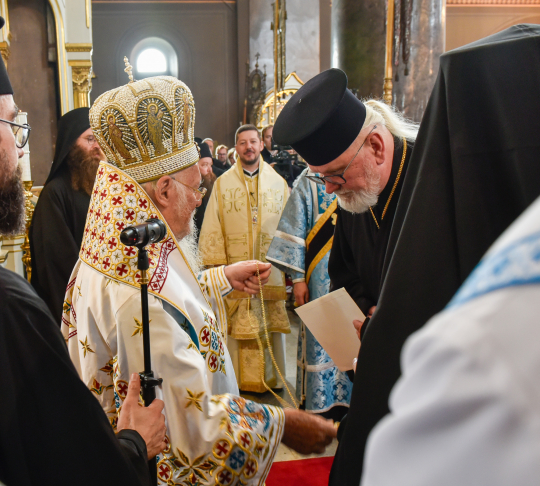 Timo Tynkkynen vihitään Ekumeenisen patriarkaatin rovastiksi 10-2023