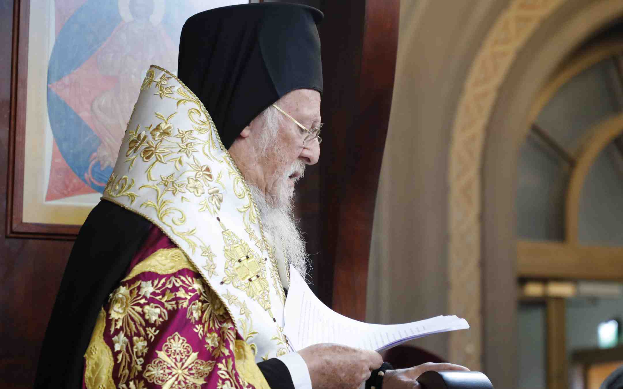 Patriarkka Bartolomeos puhuu Uspenskissa syyskuussa 2023