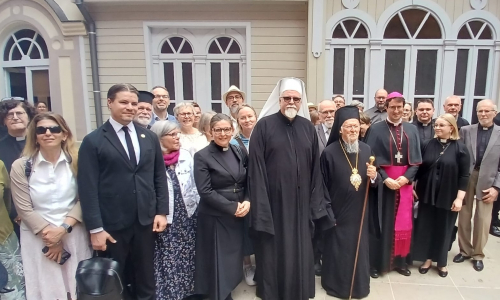 Arkkipiispa Elia , piispa Raimo ja patriarkka Bartolomeos Fanarissa toukokuussa 2025
