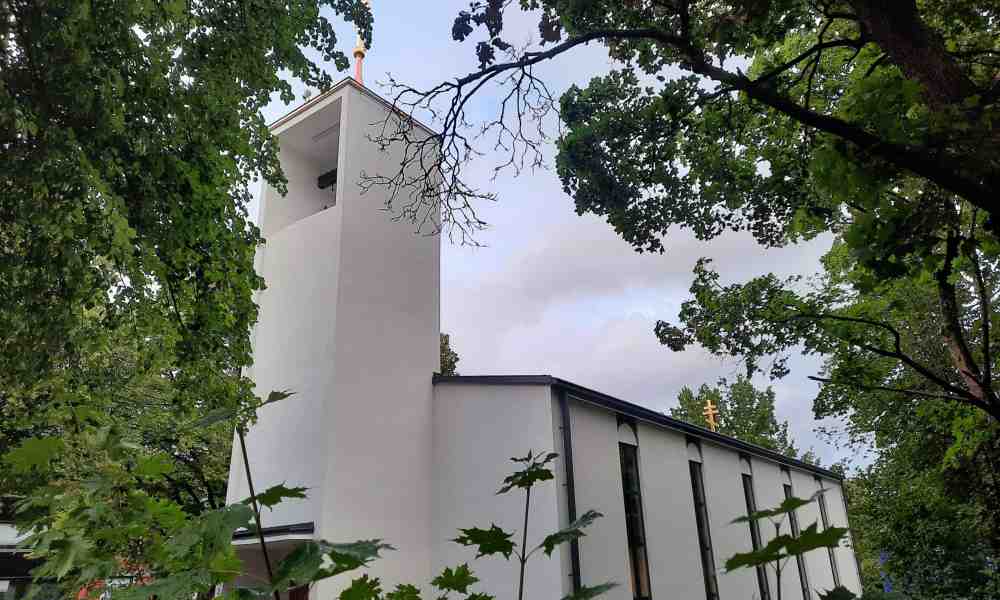 Jumalanäidin Tihvinäläisen ikonin kirkko Hämeenlinnassa
