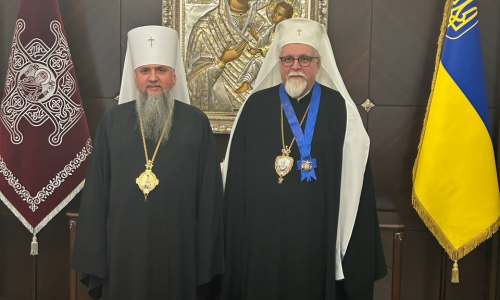 Kiovan ja koko Ukrainan metropoliitta Epifani ja Helsingin ja koko Suomen arkkipiispa Elia palvelivat yhdessä Kiovassa 1.10.2025.