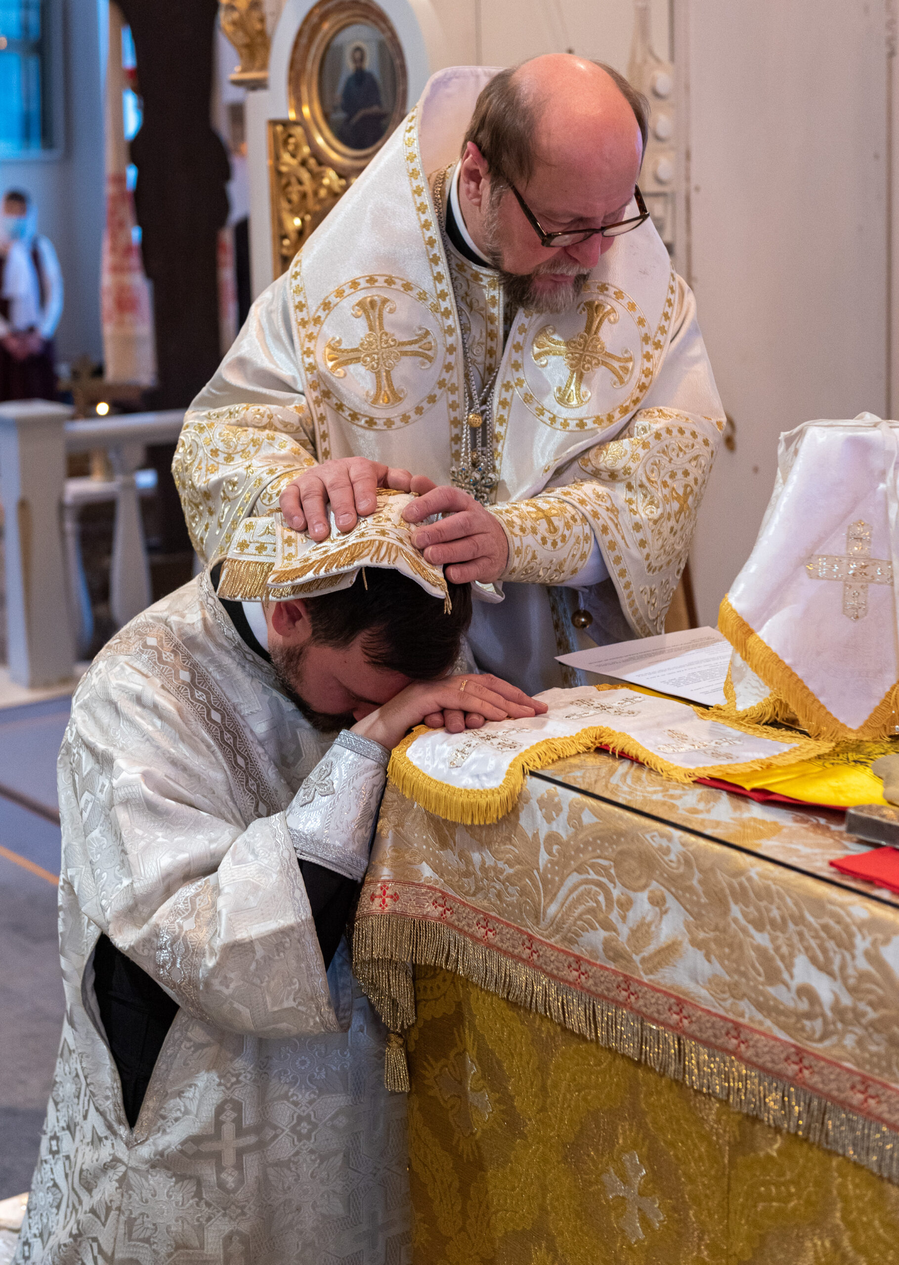 Ortodoksipappi_Nemanjan_pappisvihkimys