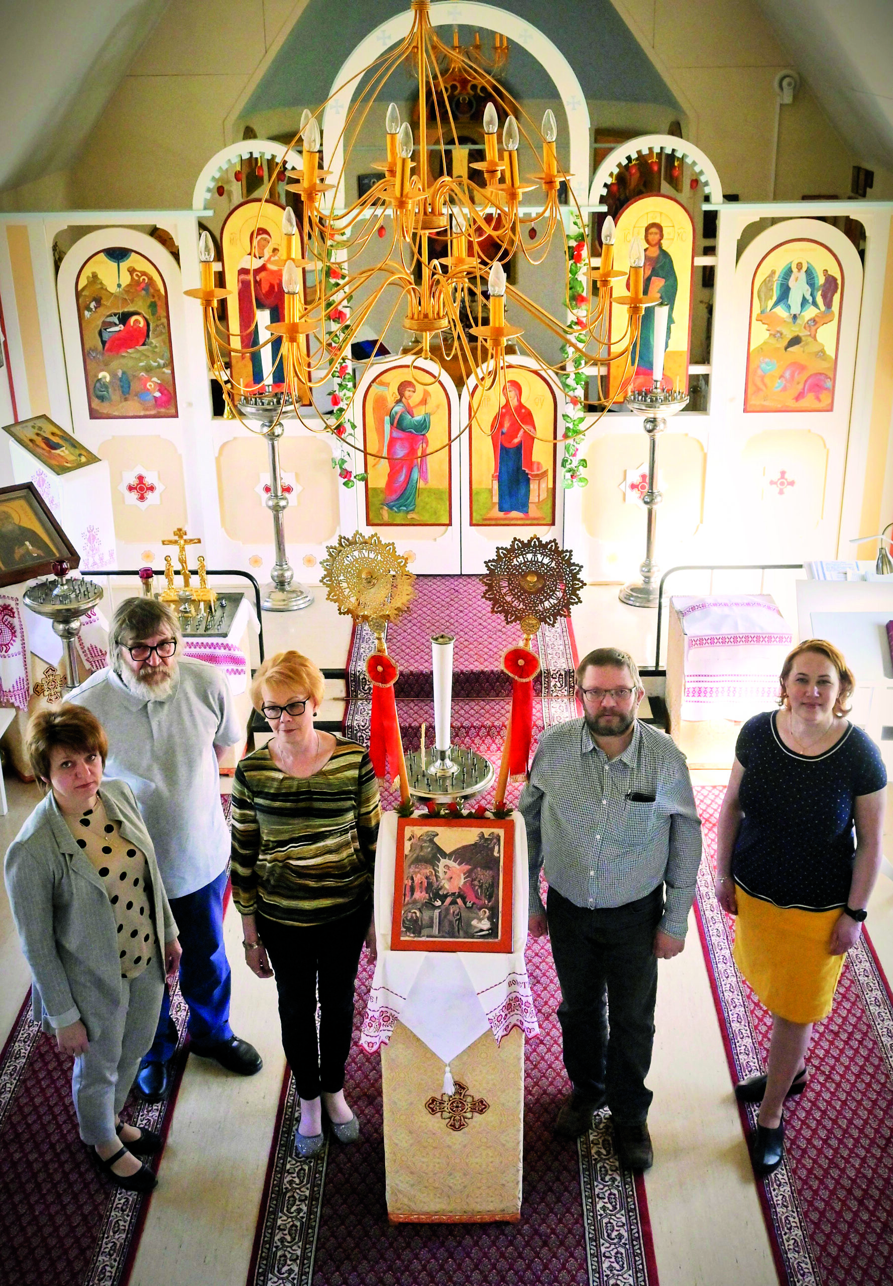 Karvoskylässä on Kuopion seurakunnan läntisin pyhäkkö, joka näyttää esimerkkiä muille