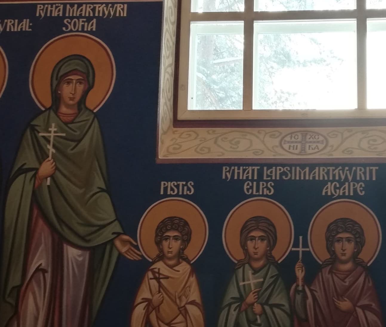 Pyhä Sofia valmensi tyttärensä Pistiksen, Elpiksen ja Agapen marttyyrikilvoitukseen