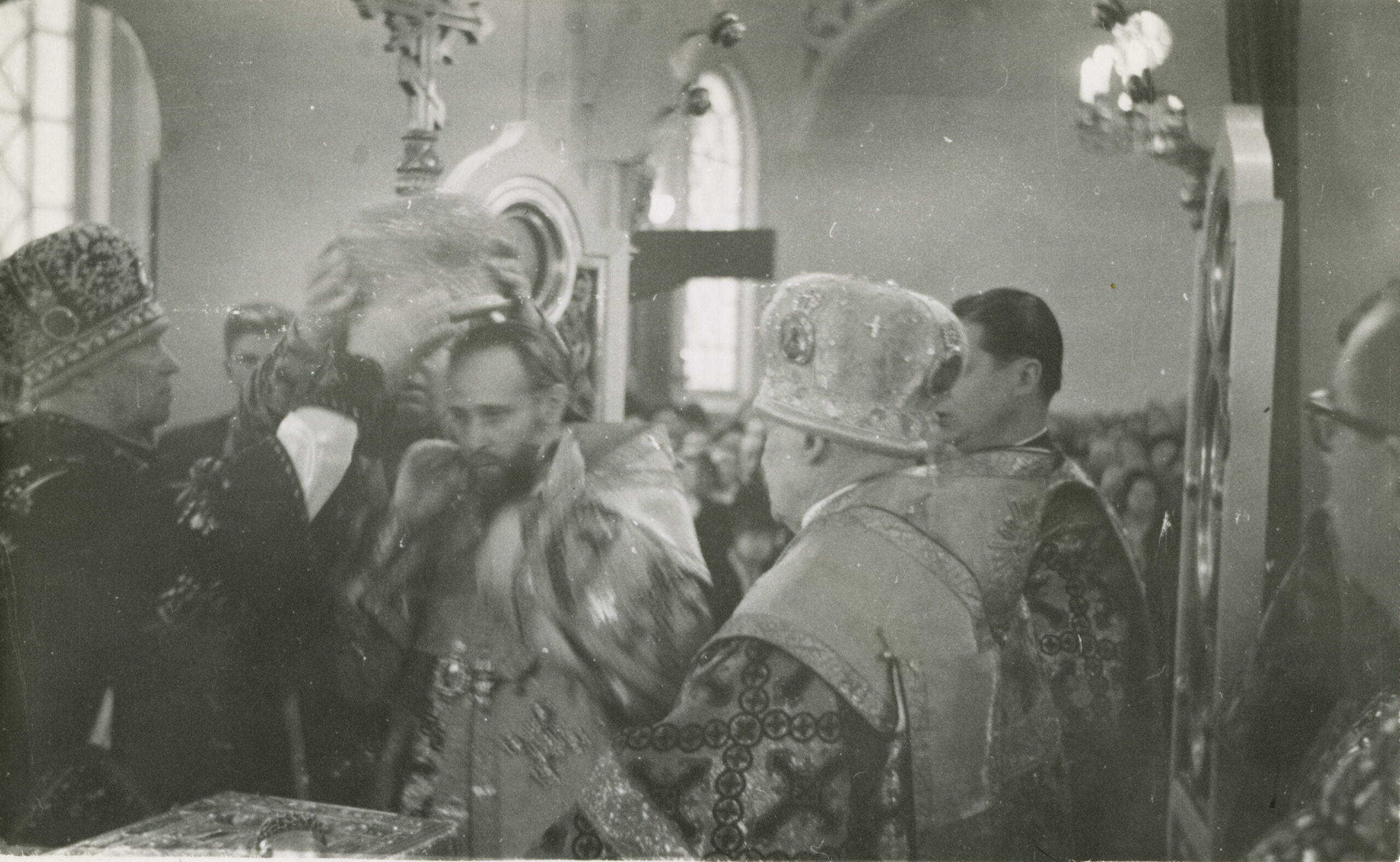 Paavalin apulaispiispaksi vihkiminen 1955 Pyhän Nikolauksen katedraalissa