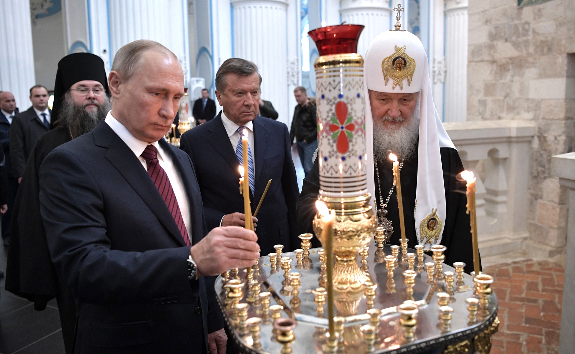 Moskovan patriarkka Kirill  ja Venäjän presidentti Vladimir Putin Uuden Jerusalemin luostarissa