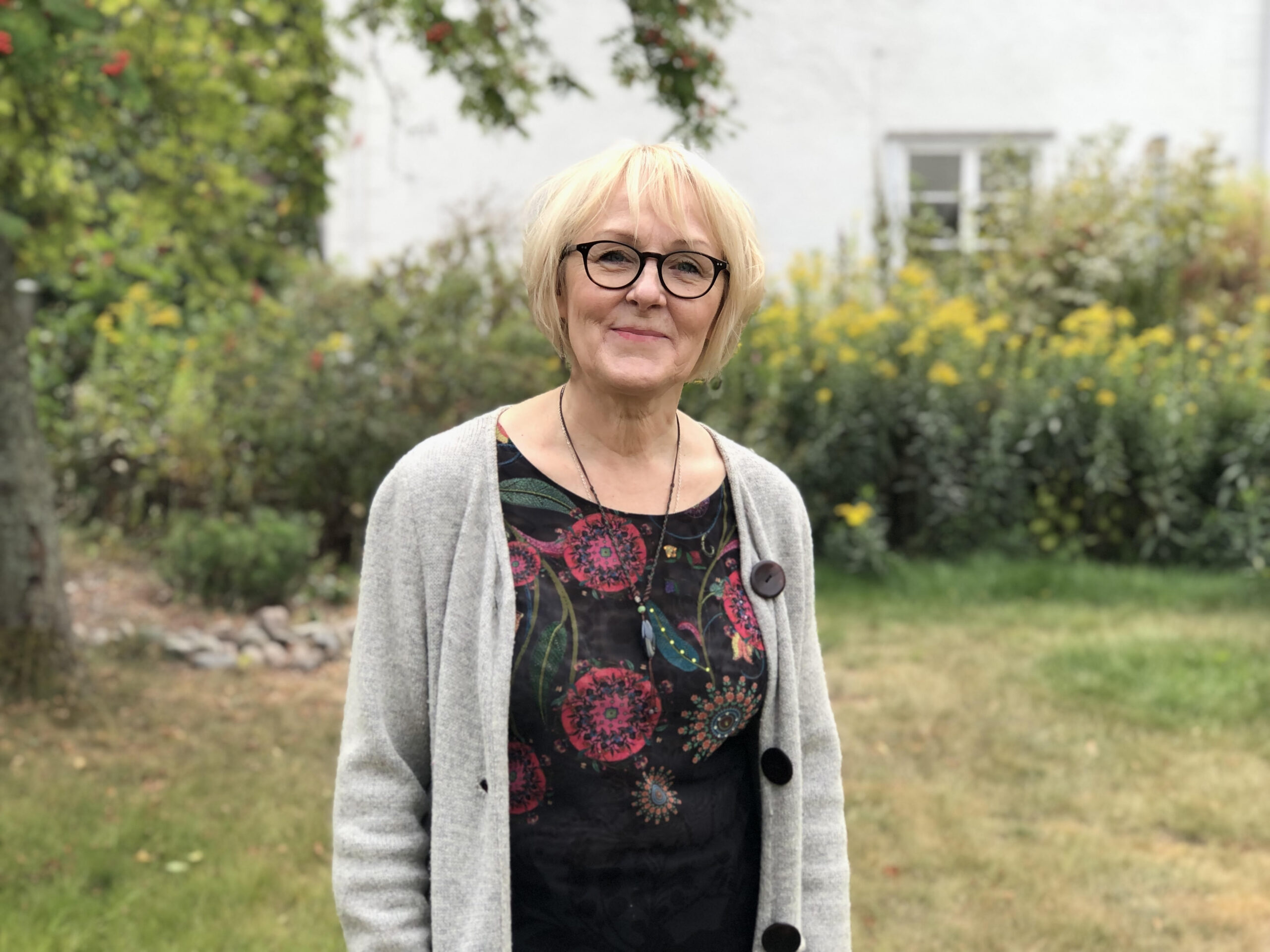 Ohjaaja Riitta Rask uskoo elämällä olevan tarkoitus: ”Vaikeudet ovat opinkappaleita”