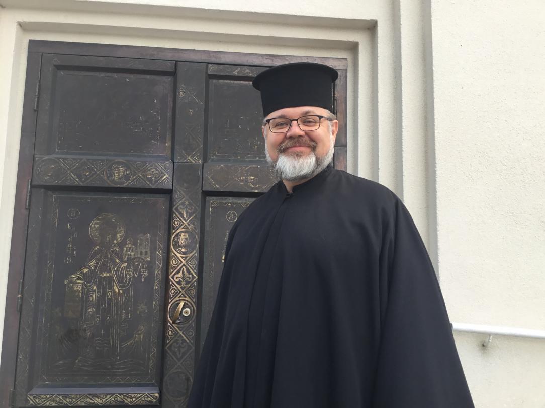 Kirkkomusiikin opettaja Petri Nykänen ei niele väitettä ylikoulutetuista kanttoreista