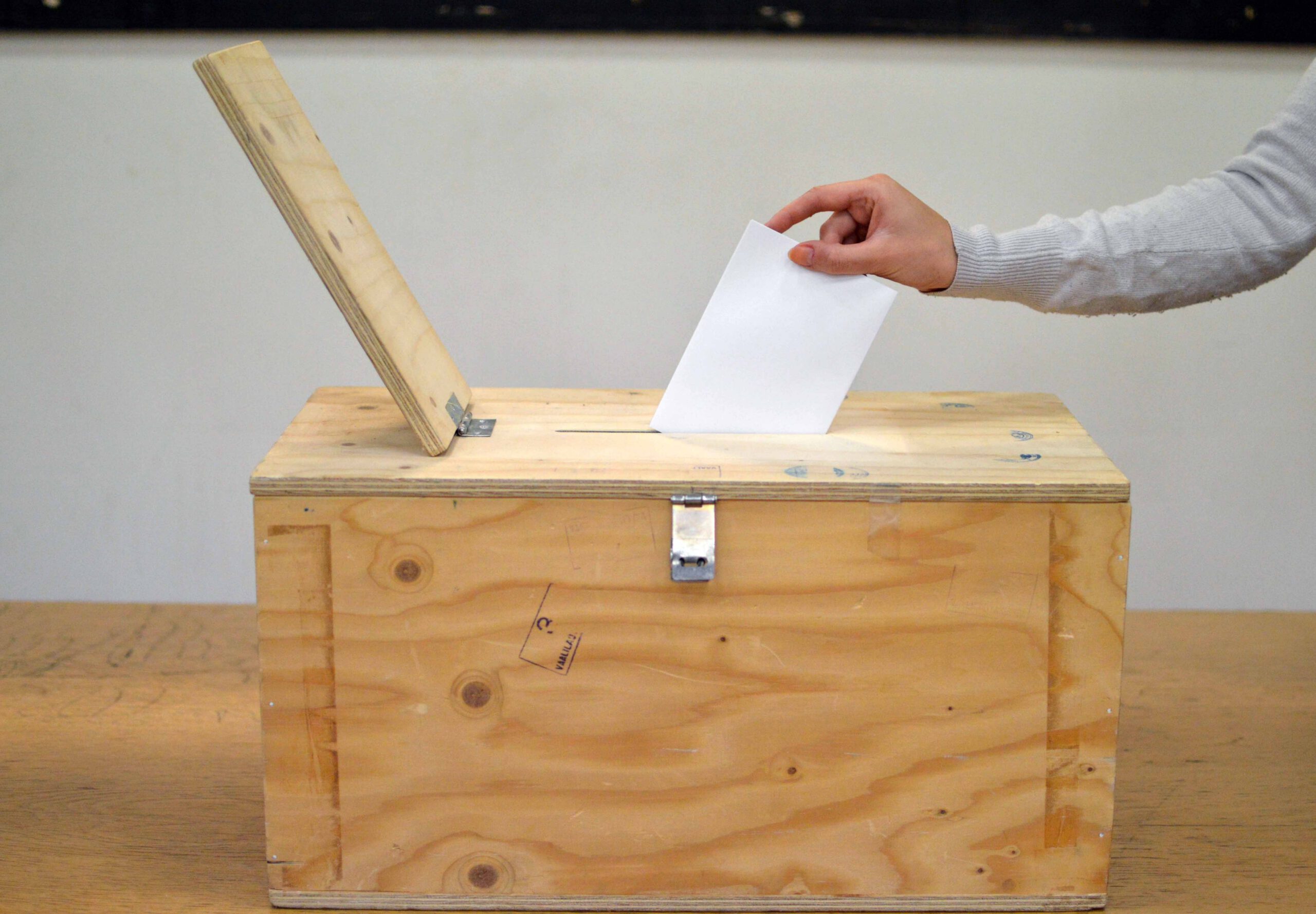 Helsingin ortodoksisen seurakunnan valtuustovaalit keskeytetään