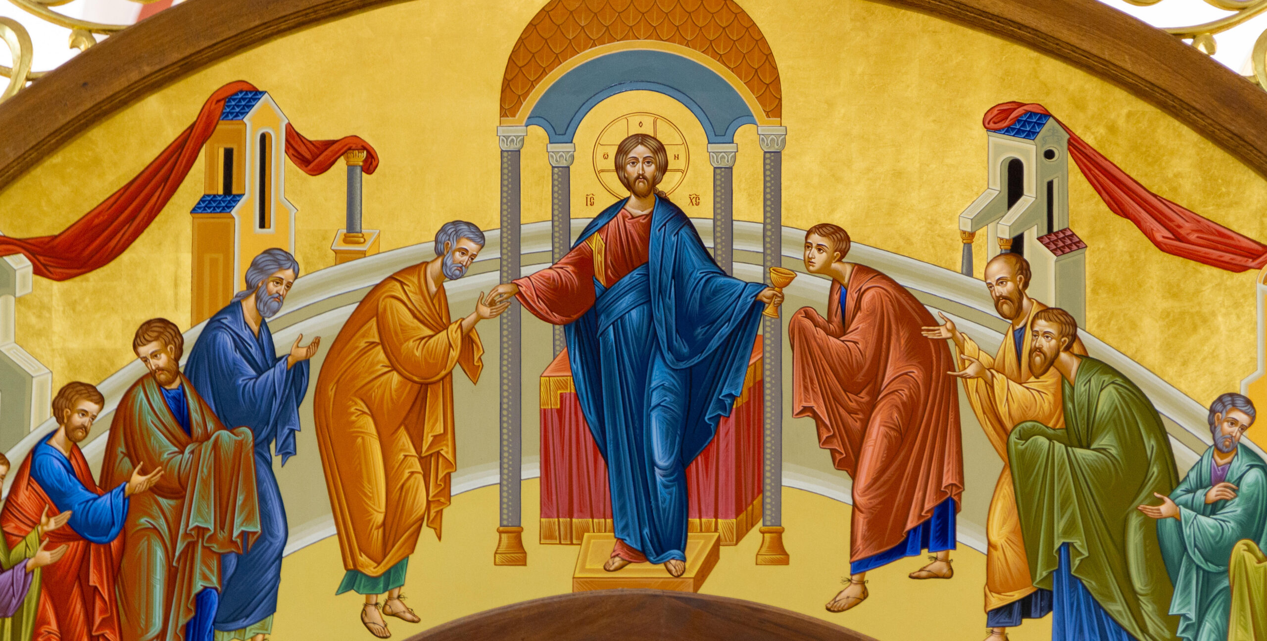 Suuri torstai: Jeesus asettaa ehtoollisen, rukoilee Getsemanessa ja Hänet vangitaan