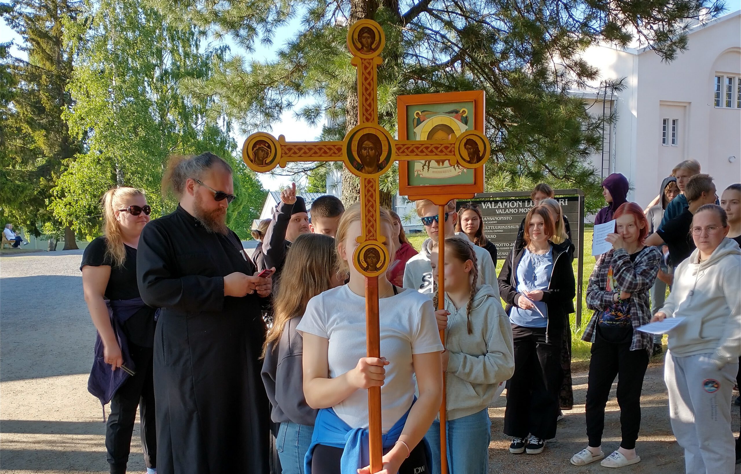 Tyttöjen kokema epätasa-arvo on haaste ortodoksiselle kirkolle, mutta voimavarojakin löytyy – ne vain pitää hyödyntää