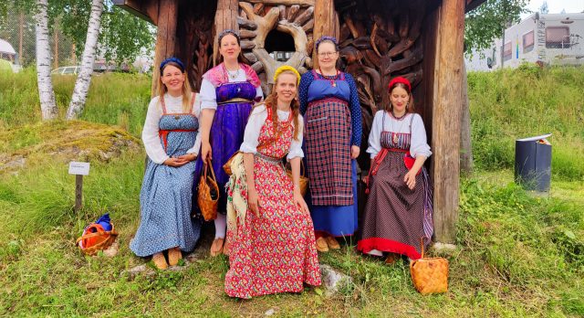 sarafaaneissa_maanvaivat-kuoro