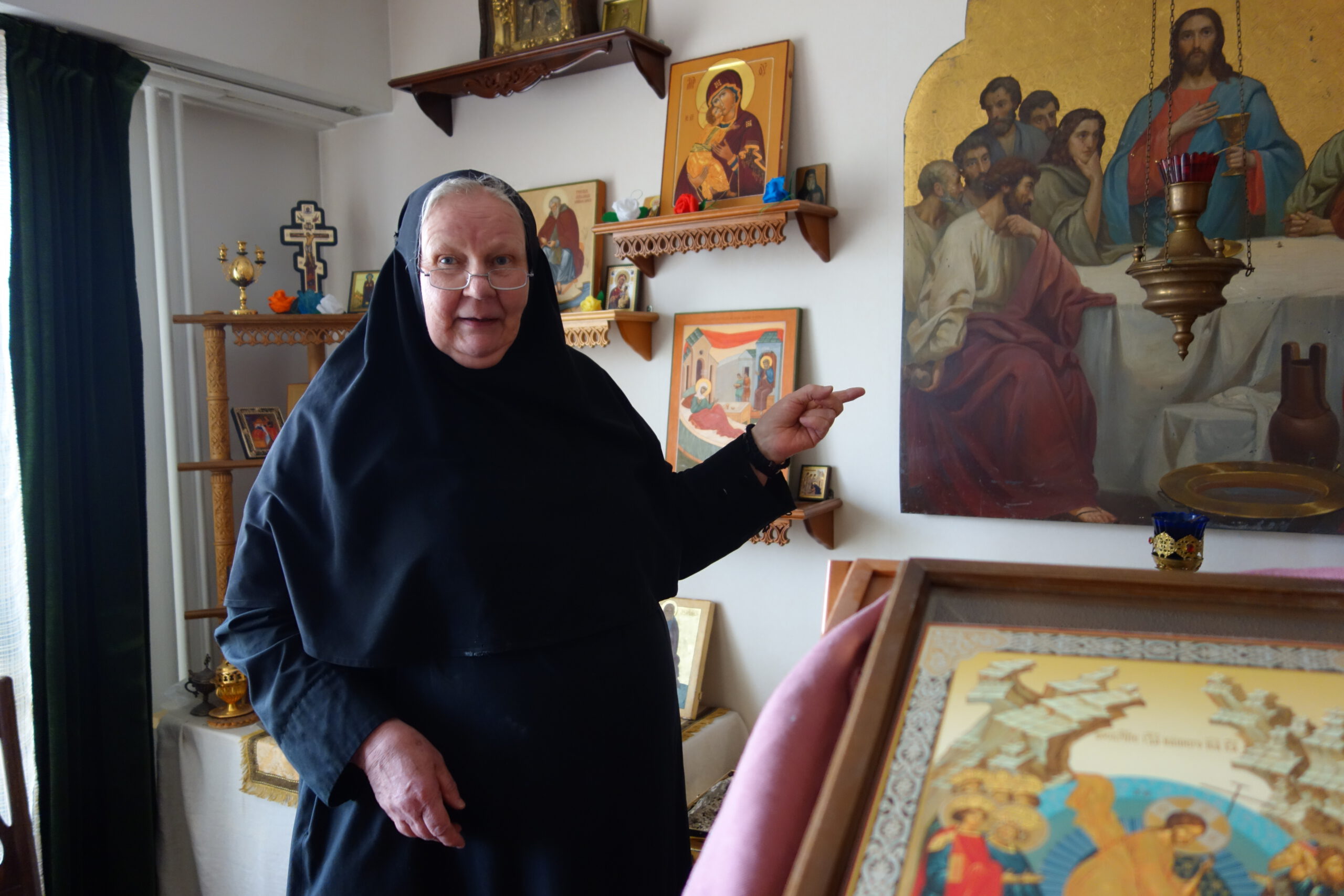 Helsingin ydinkeskustassa kilvoitteleva nunna Elisabet: ”Hyvä voi lähteä kasvamaan pienistä pesäkkeistä”