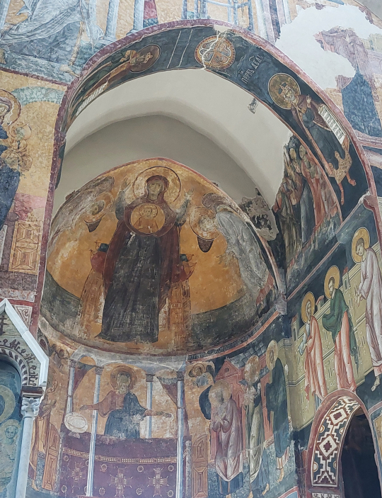 Serbian vierailulla_Studenican Jumalanäidin ikoni