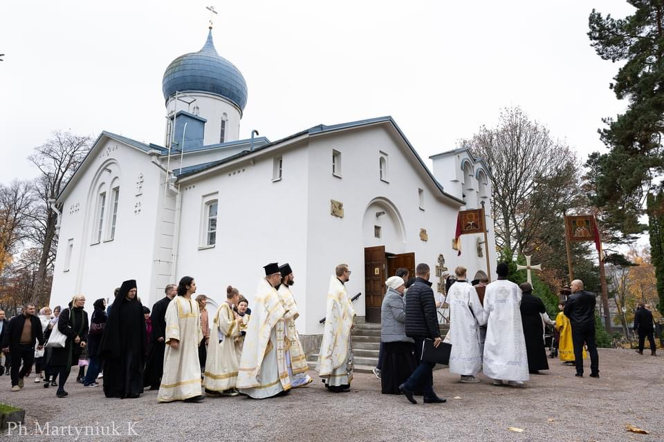 Ristisaatto Pyh&auml;n profeetta Elian kirkolla 2024