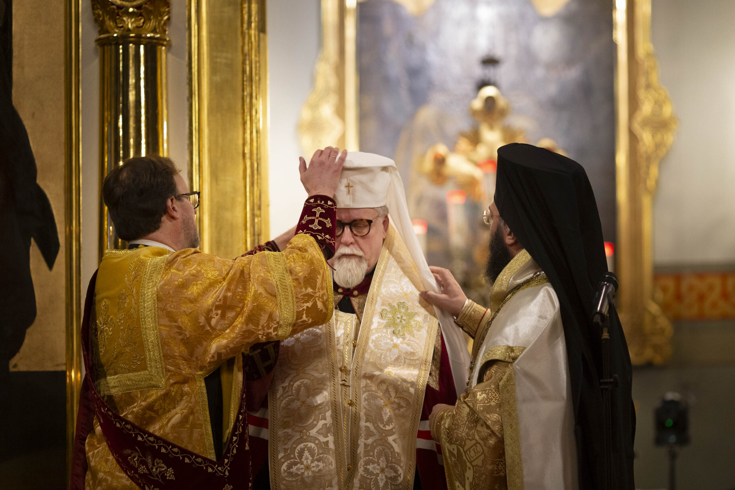 Aksios, aksios, aksios! Aamun Koitto onnittelee arkkipiispa Eliaa lämpimästi!