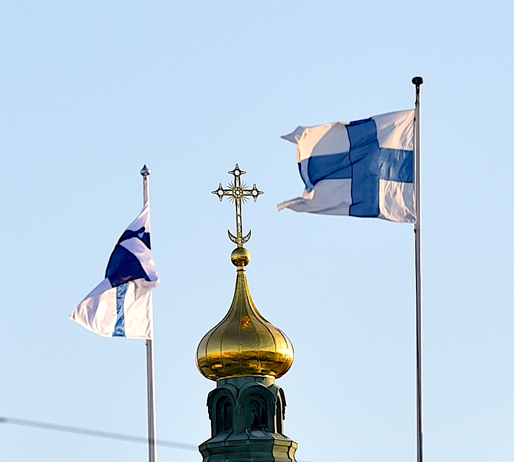 Suomi juhlii itsenäisyyttään – munkkeja ja pappeja palkittiin sodan aikana