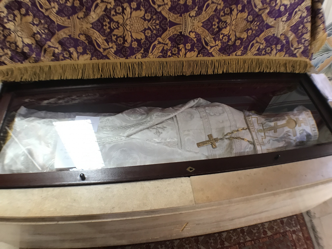 Pyh&auml;n Alexis Uginealaisen reliikit