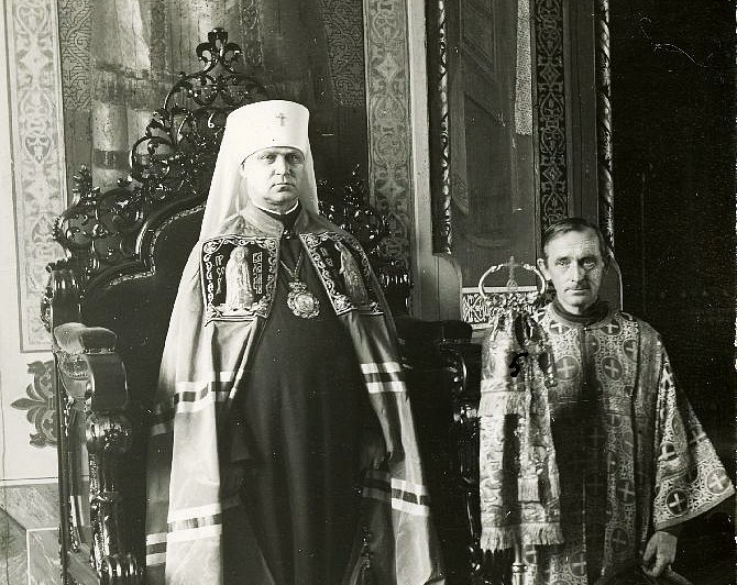 Arkkipiispan Hermanin jumalanpalveluspuku: Jokainen osa todistaa uskosta