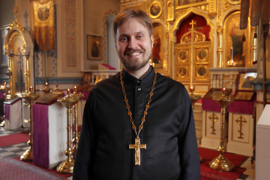 Isä_Tuomas_Kallonen Tampereen ortodoksisessa kirkossa