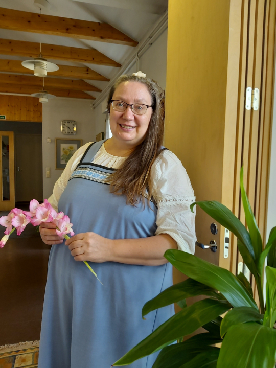 Henna-Paasonen-Juliana-yhteisön-tiloissa
