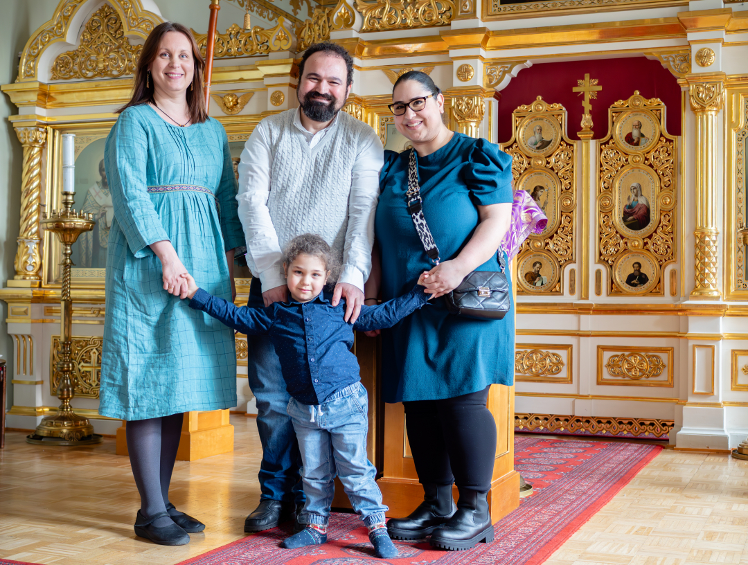 Shadi Trad ja Rahaf Alhoush, Mikael-poika ja Johanna Toivonen -kummi