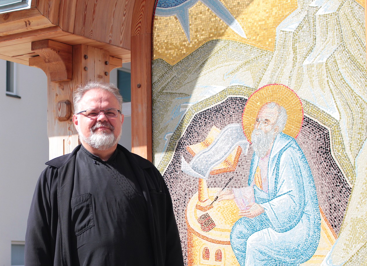 Latvian radiokuoro konsertoi Joensuussa – kirkkomusiikin opettaja suosittelee kokoamaan bussiporukoita