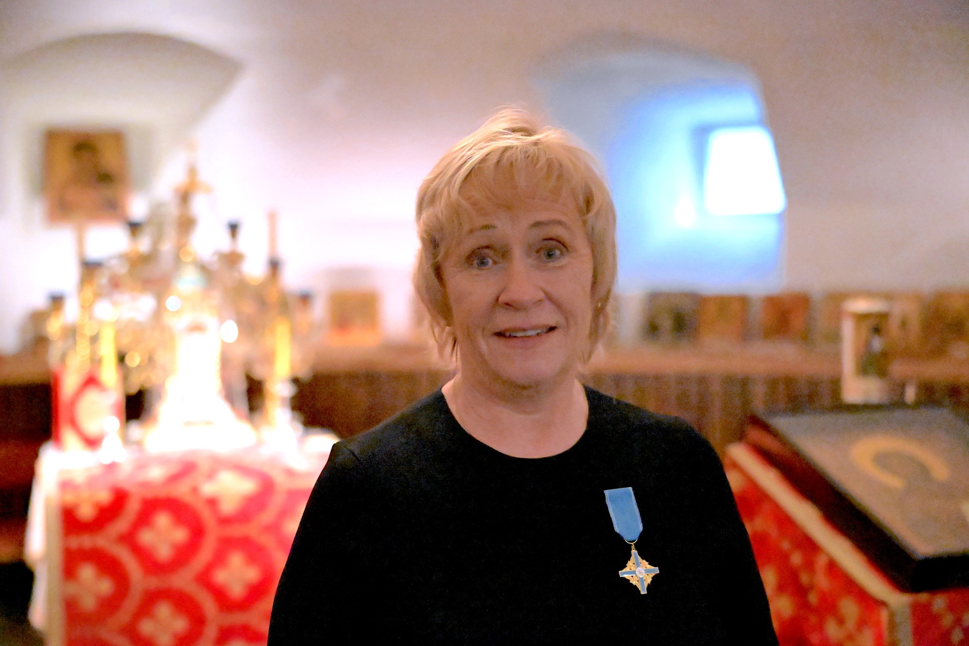 Ritarimerkillä palkittu äiti Virpi Andreou: “Kirkko kulkee mukana perheemme arjessa ja juhlassa”