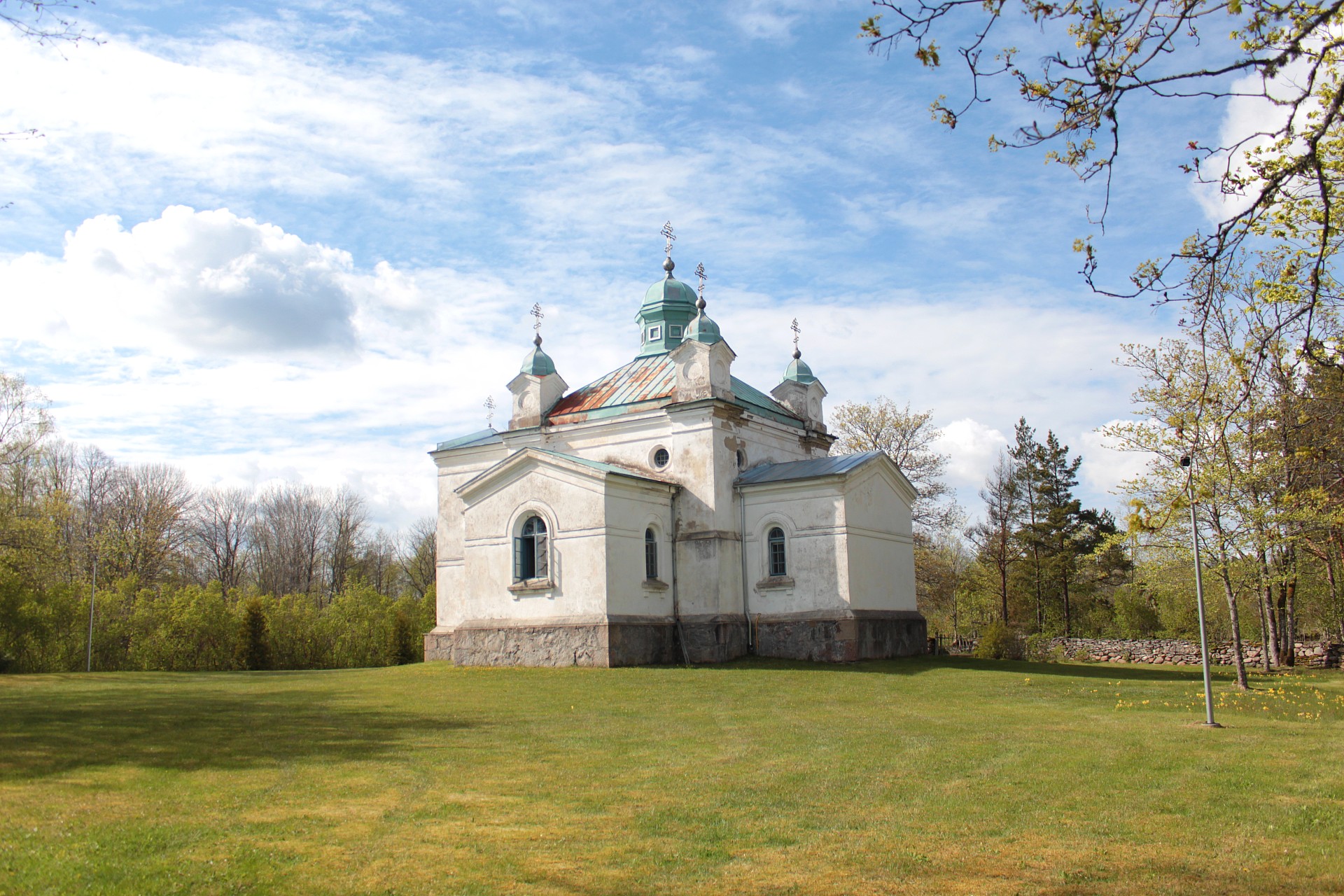 Pyhiinvaellus kuvankauniille Saarenmaalle – Ortodoksisen seminaarin opintomatka oli elämys