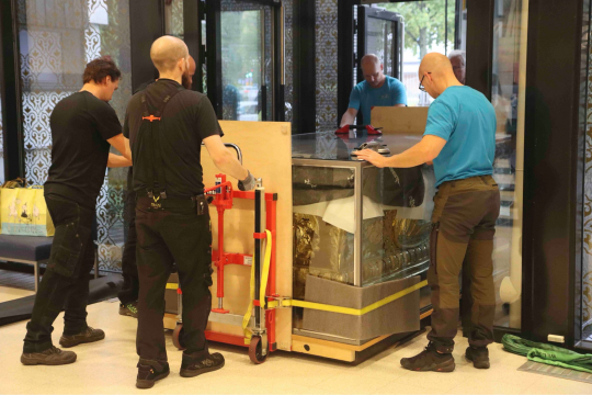 Sergein ja Hermanin muistoarkku lähdössä RIISAsta 9.9.2025