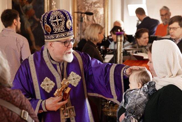 Arkkipiispa Elia Pyhän Kolminaisuuden kirkossa 22.3.2026