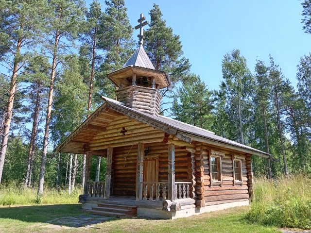 Aleksanteri Syväriläisen tsasouna Kaavin Luikonlahdessa.